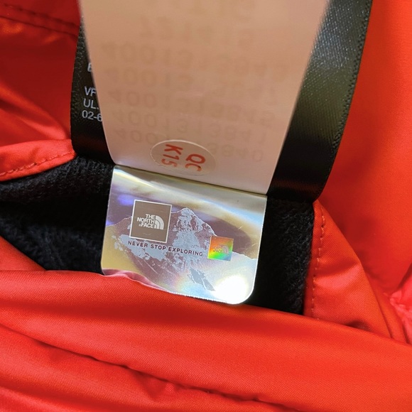 The North Face Boys’ Reversible Perrito Jacket - Picture 8 of 9